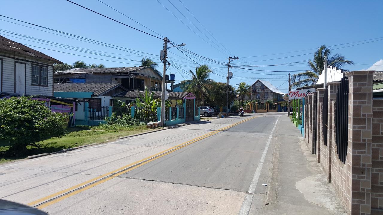 Miss Leila * San Andrés